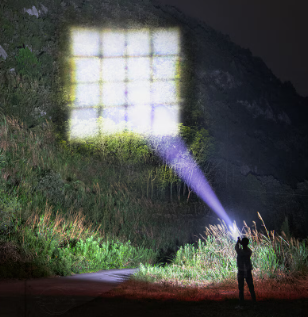 Lanternă LED Rază 1000m și Încarcare Telefon